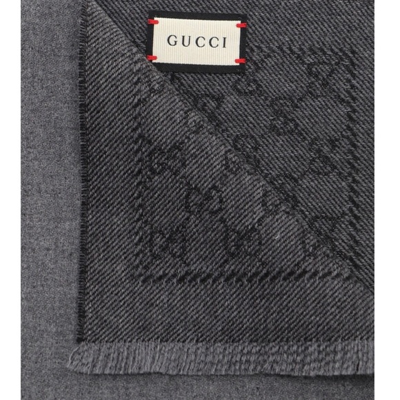 GUCCI GG GREY PATTERN REVERSIBLE FRINGE SCARF - Picture 3 of 16